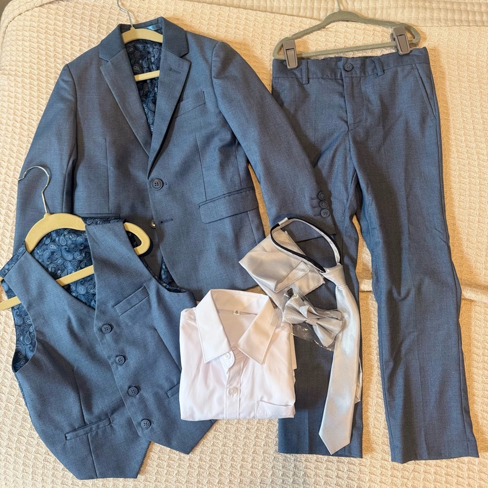 Boy’s Slim Fit Suit